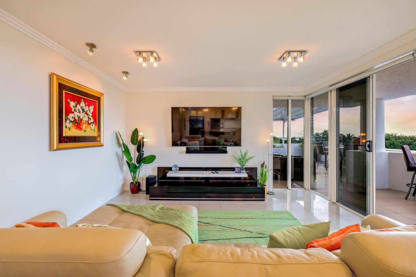 'the Dreamscape' Sea View Serenity On The Esplanade Apartment